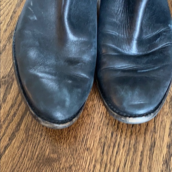 BCBG size 81/2 black boots - Picture 2 of 4